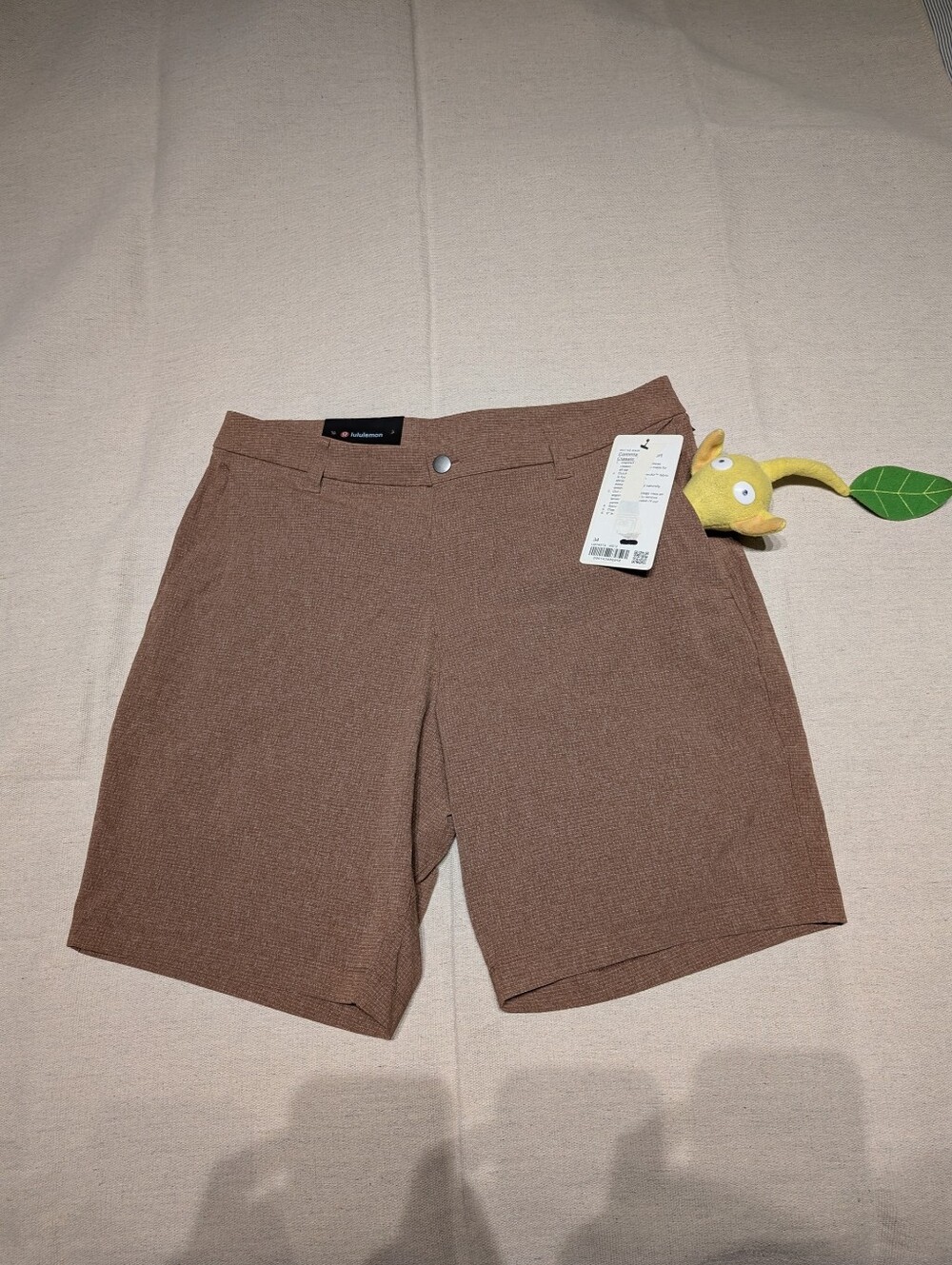 New Lululemon Woven Air Commission shorts mens 34